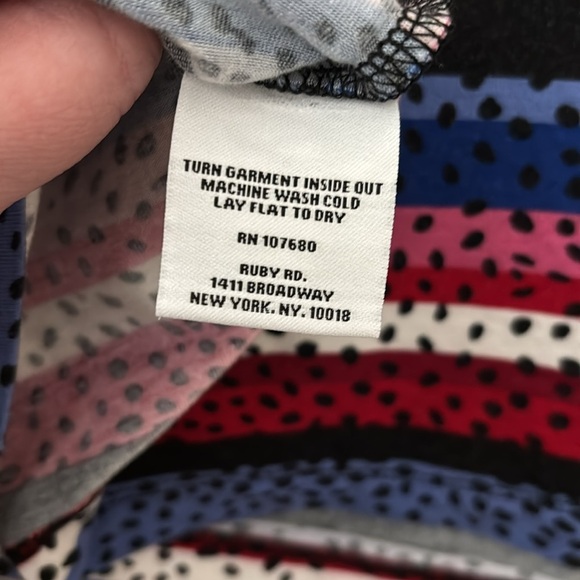 Women’s Ruby Rd Favorites Top, XL, Gray, Blue, Red, White Dots - Picture 5 of 5
